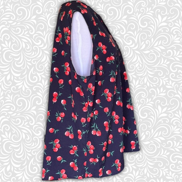 Talbots Woman Floral Sleeveless Top - Black with Red Roses or Raspberries Sz 3X - Picture 2 of 7